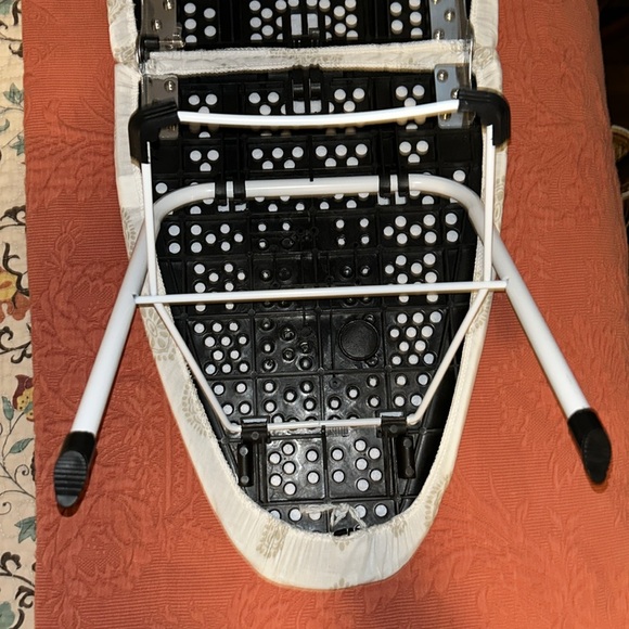 Folding/Table Top Ironing Board - Picture 11 of 13